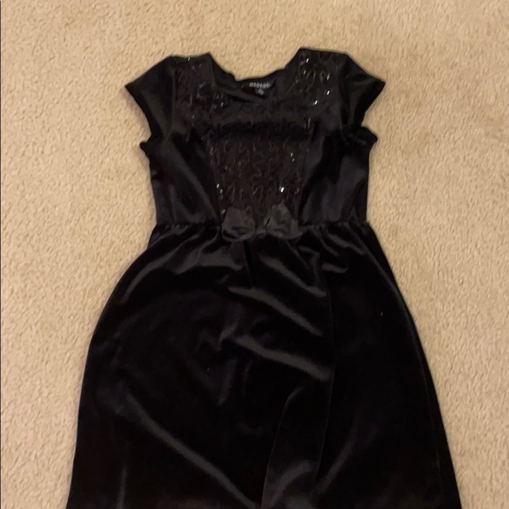 black dress